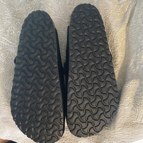 Birkenstock black shearling lined clogs - Picture 3 of 3